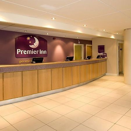 Premier Inn Manchester Airport Runger Lane North 霍尔 外观 照片