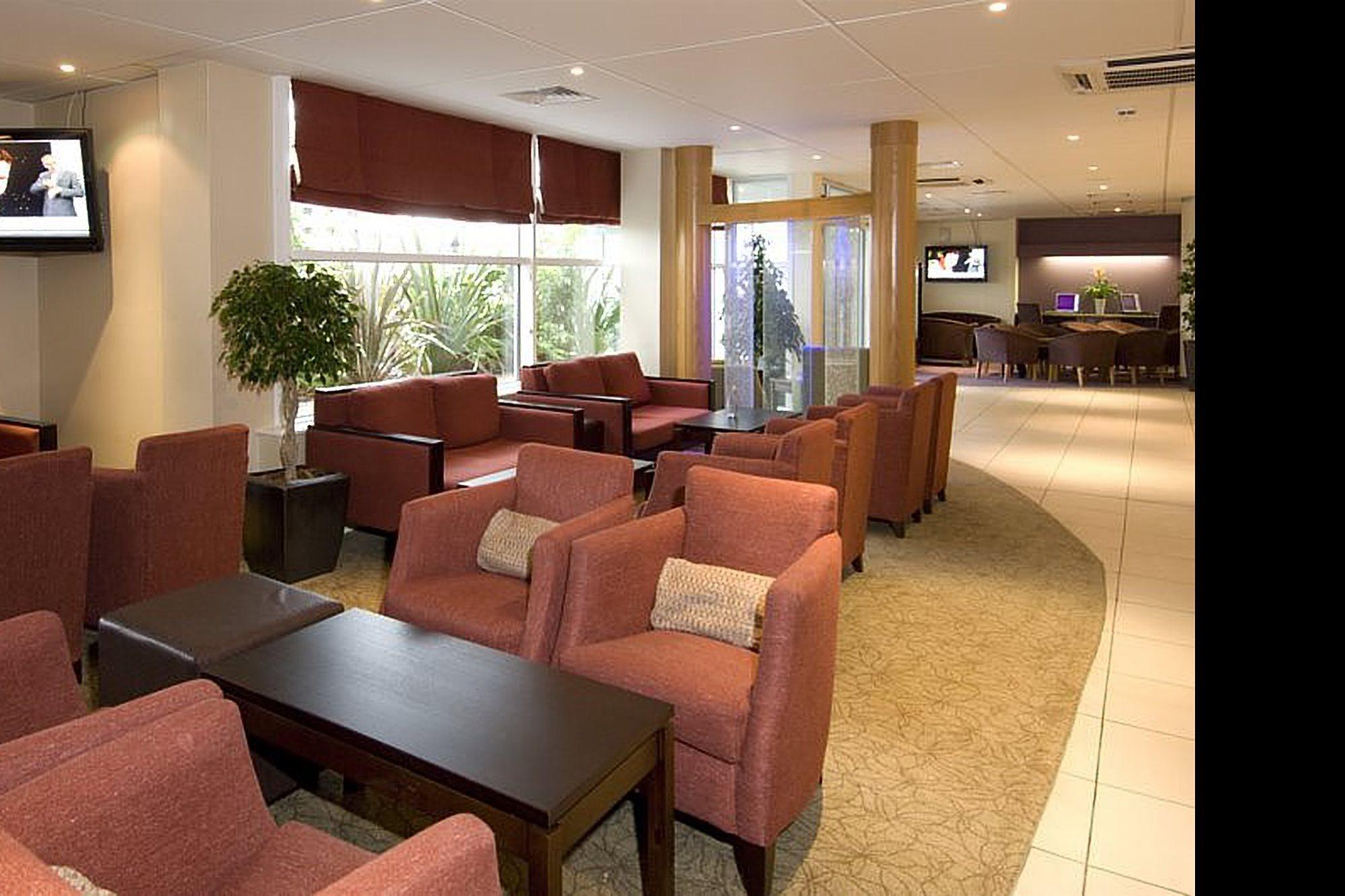 Premier Inn Manchester Airport Runger Lane North 霍尔 外观 照片