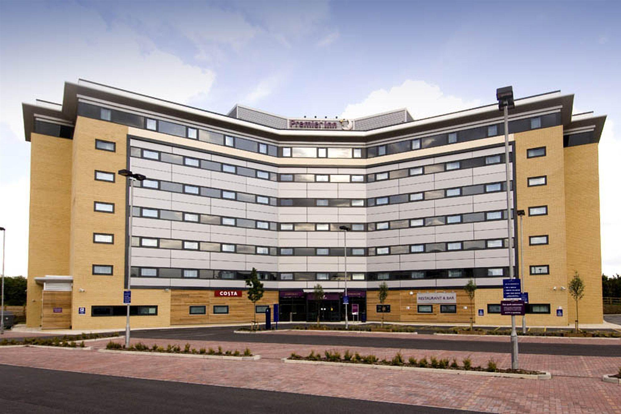 Premier Inn Manchester Airport Runger Lane North 霍尔 外观 照片