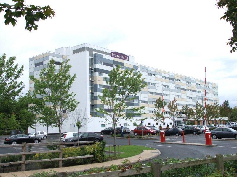Premier Inn Manchester Airport Runger Lane North 霍尔 外观 照片