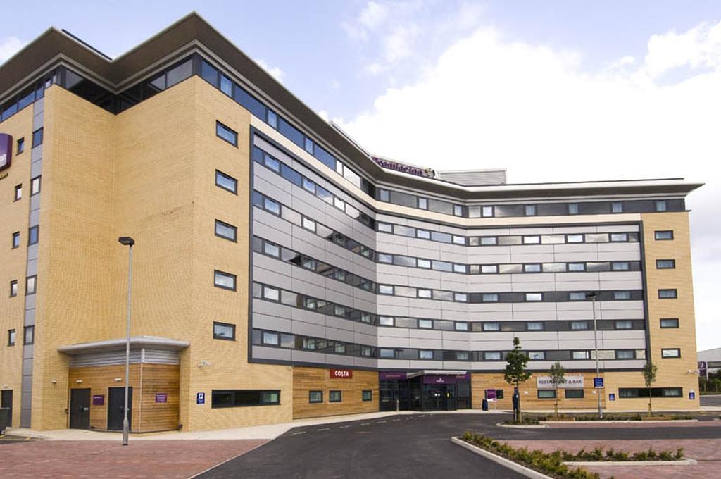Premier Inn Manchester Airport Runger Lane North 霍尔 外观 照片